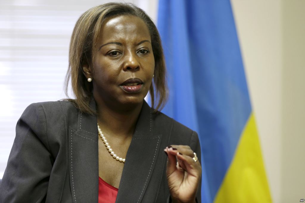 Interventionnisme de la France en Afrique : Mushikiwabo remet Hollande à sa place