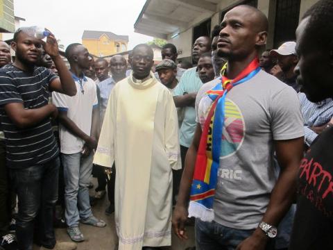 Répression en RDC : retour sur la mort tragique de Rossy Mukendi